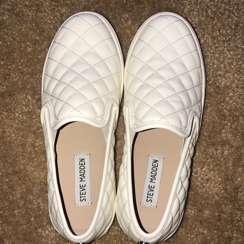 White leather Steve Madden